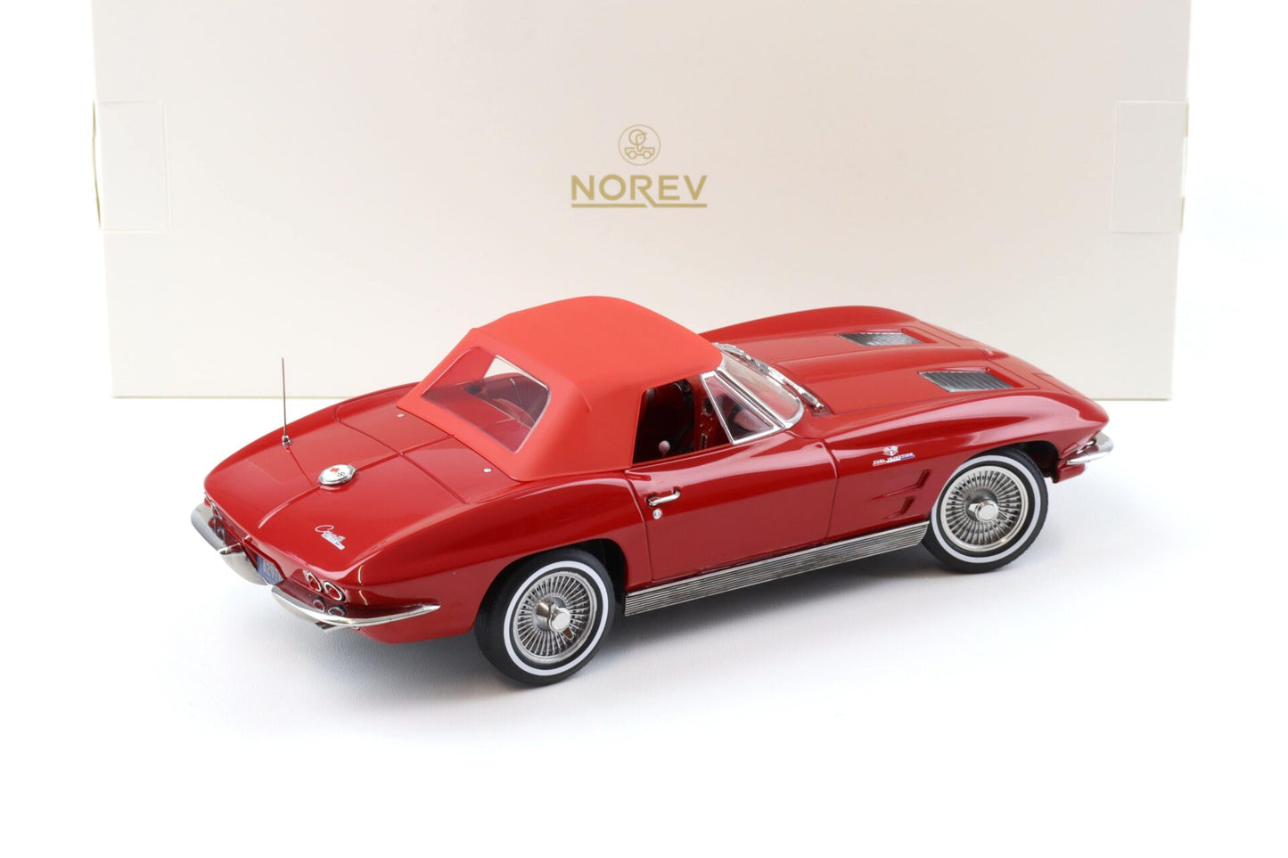 Norev 1963 Chevy Corvette C2 Stingray Cabriolet (Convertible) Riverside Red 1:18