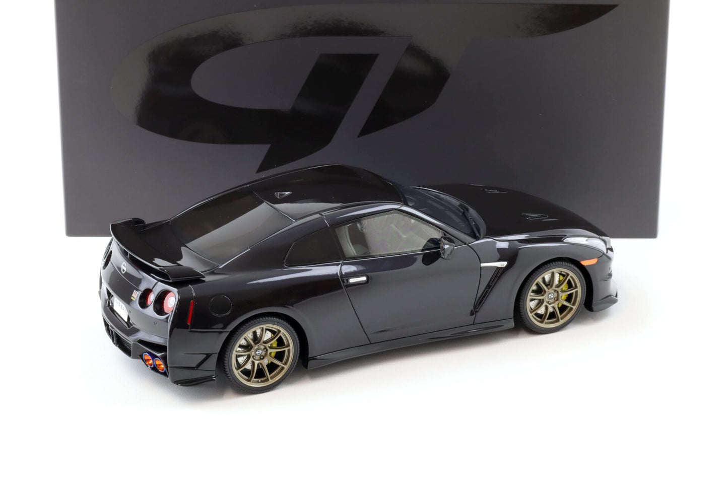 GT Spirit 2024 Nissan GT-R (R35) Skyline T-Spec Takumi Edition Purple 1:18