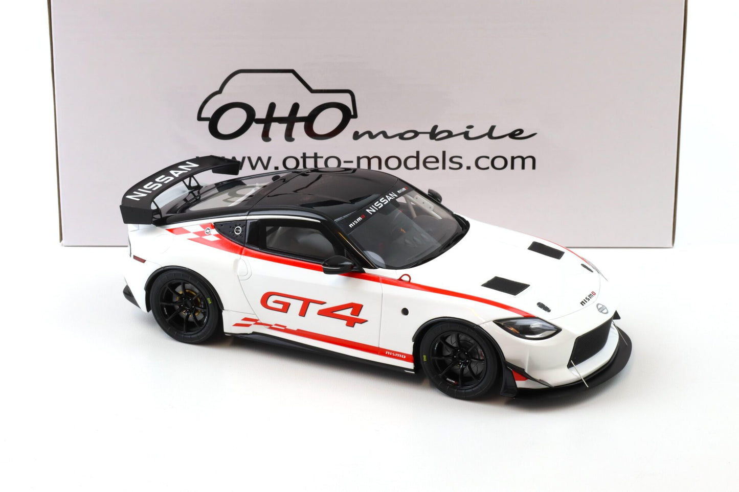 Otto 2022 Nissan 400 Z GT4 White w/ Red Trim 1:18