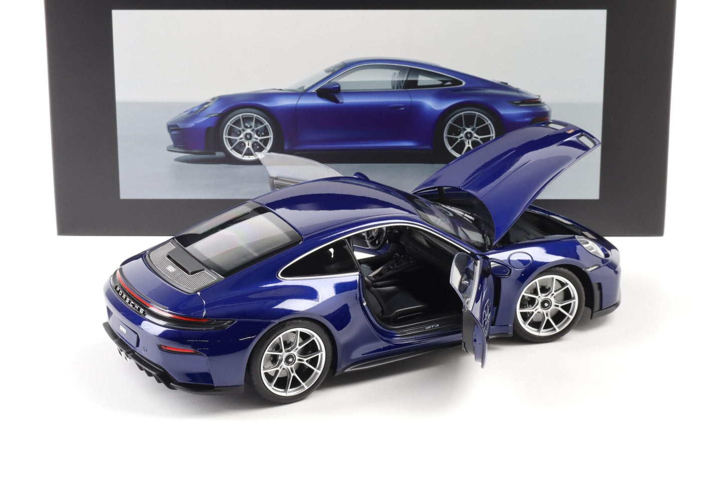 Norev 2025 Porsche 911 (992.2) GT3 Touring Enzian Blue Metallic 1:18 DEALER EDITION
