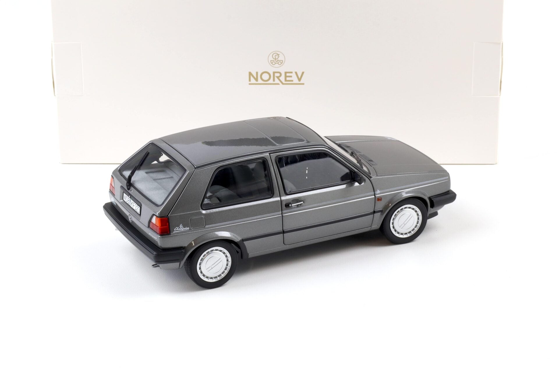 Norev 1989 VW Golf MK II Champion Grey Metallic 1:18 – STM Diecast
