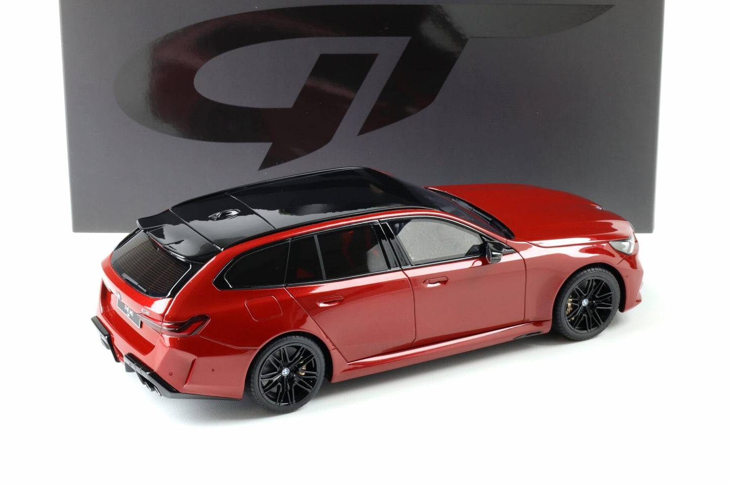 GT Spirit 2025 BMW G99 M5 Touring Wagon Fire Red Metallic 1:18