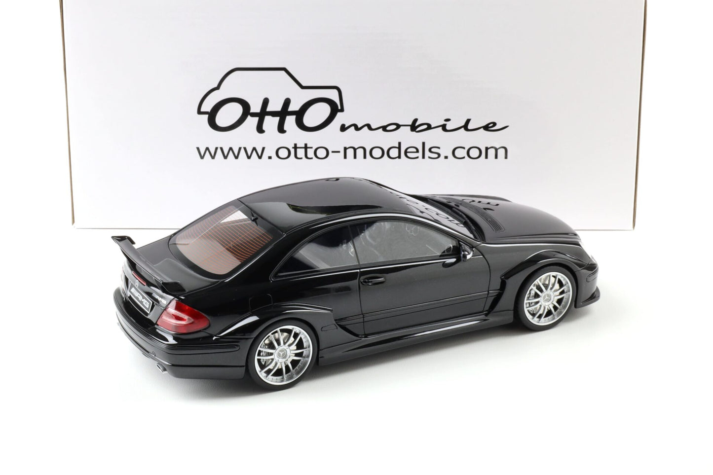 Otto 2004 Mercedes-Benz CLK AMG (C209) DTM Coupe Obsidian Black Metallic 1:18