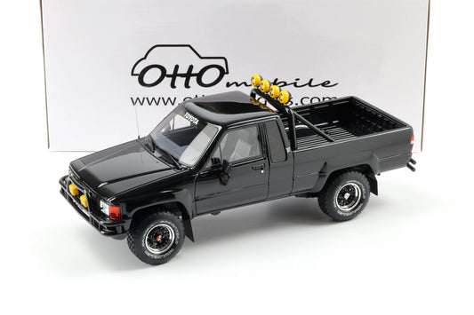 Otto 1985 Toyota Hilux SR5 Pickup Truck Glossy Black 202 1:18
