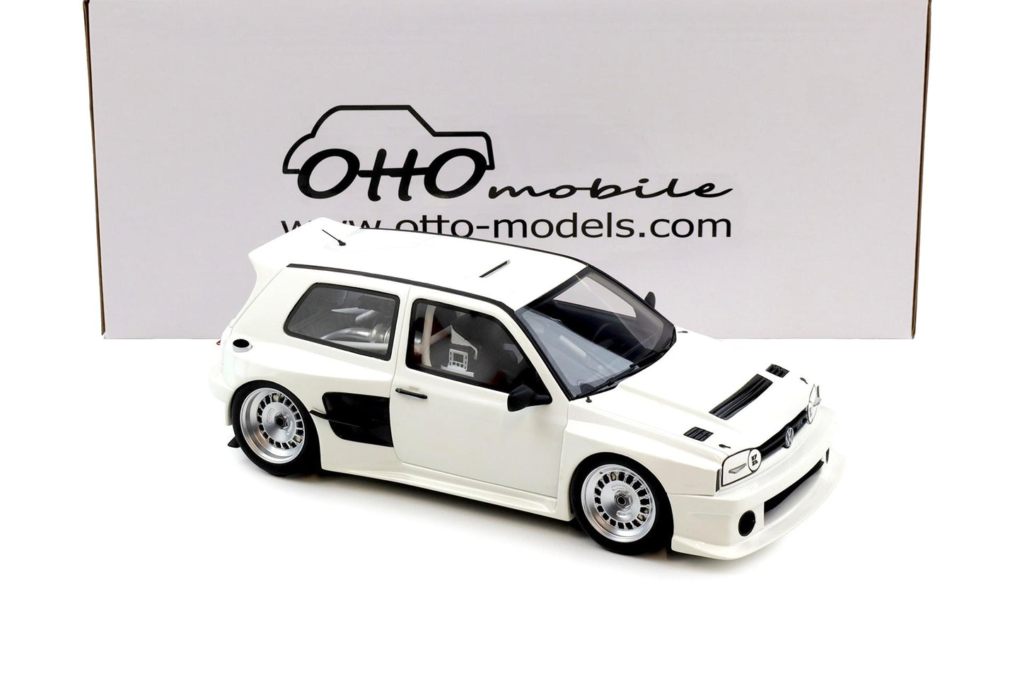 Otto 2024 Volkswagen Golf MK III Khyzyl Saleem White 1:18