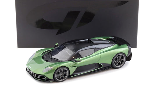 GT Spirit 2025 Aston Martin Valhalla Coupe Green 1:18