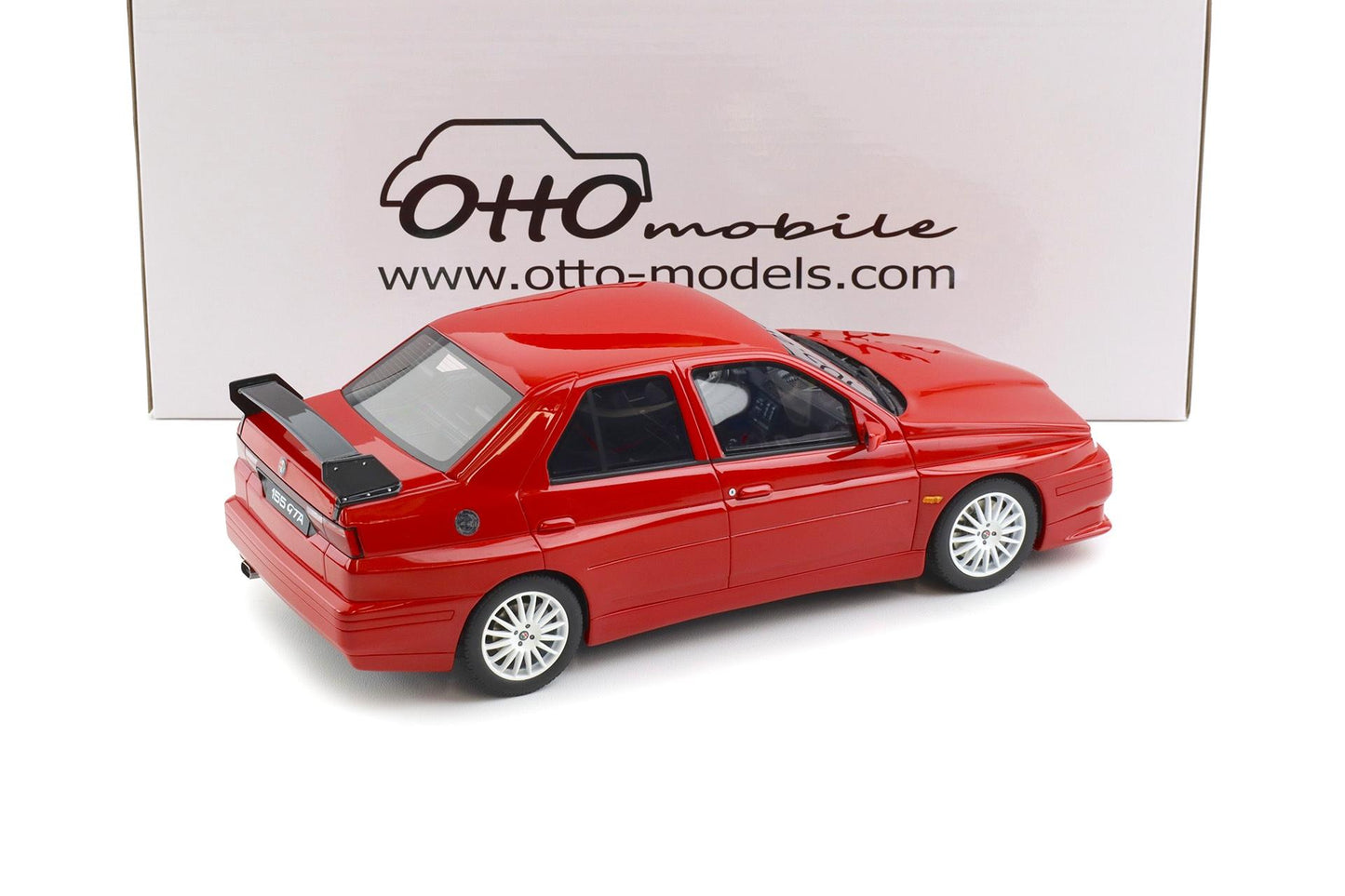 Otto 1993 Alfa Romeo 155 GTA Stradale Alfa Red 130 1:18