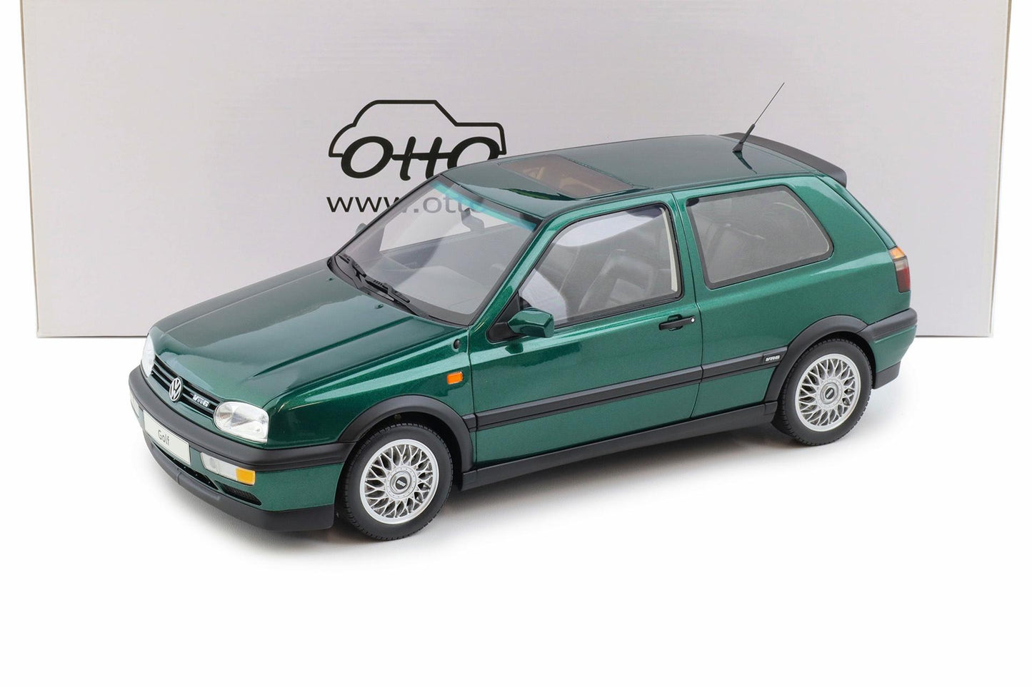 Otto 1992 Volkswagen Golf MK III VR6 Carat Dragon Green 1:12