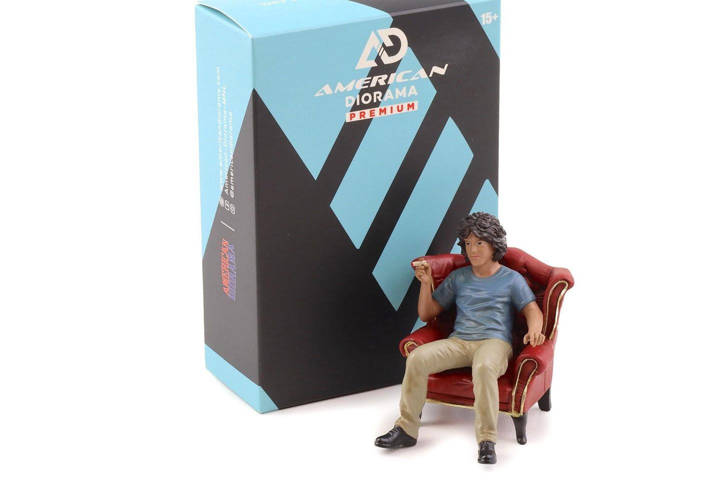 American Diorama - Figures - RWB Legend Akira Nakai-San Figure with Chair 1:18