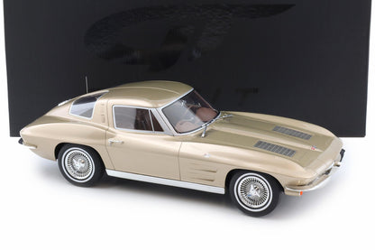 GT Spirit 1963 Chevy Corvette C2 Coupe Saddle Tan 1:12