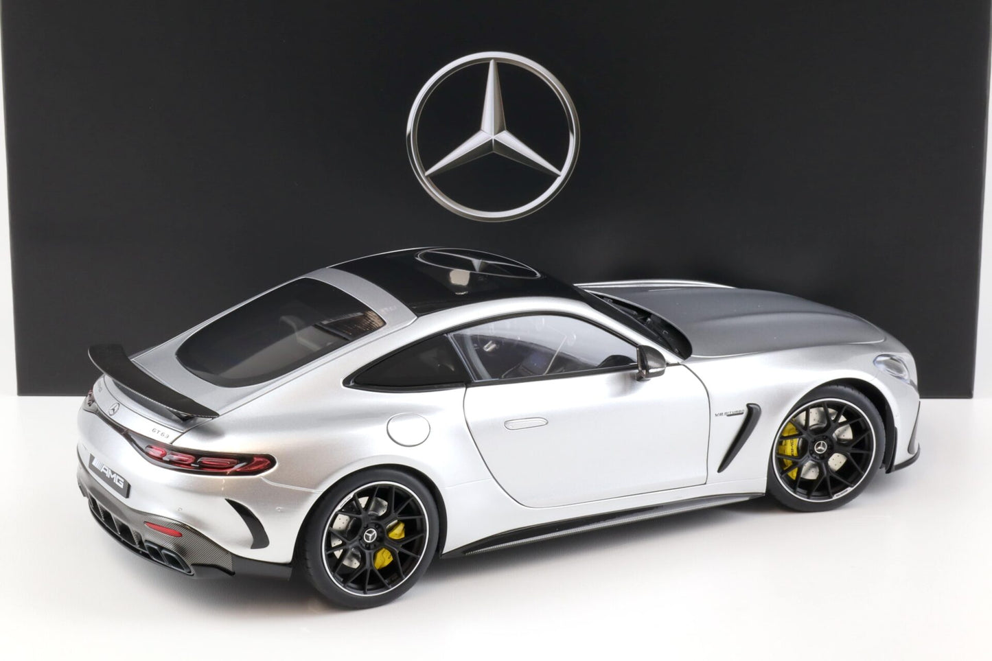 NZG Mercedes Benz AMG GT63 Coupe (C192) Hightech Silver 1:12 DEALER EDITION