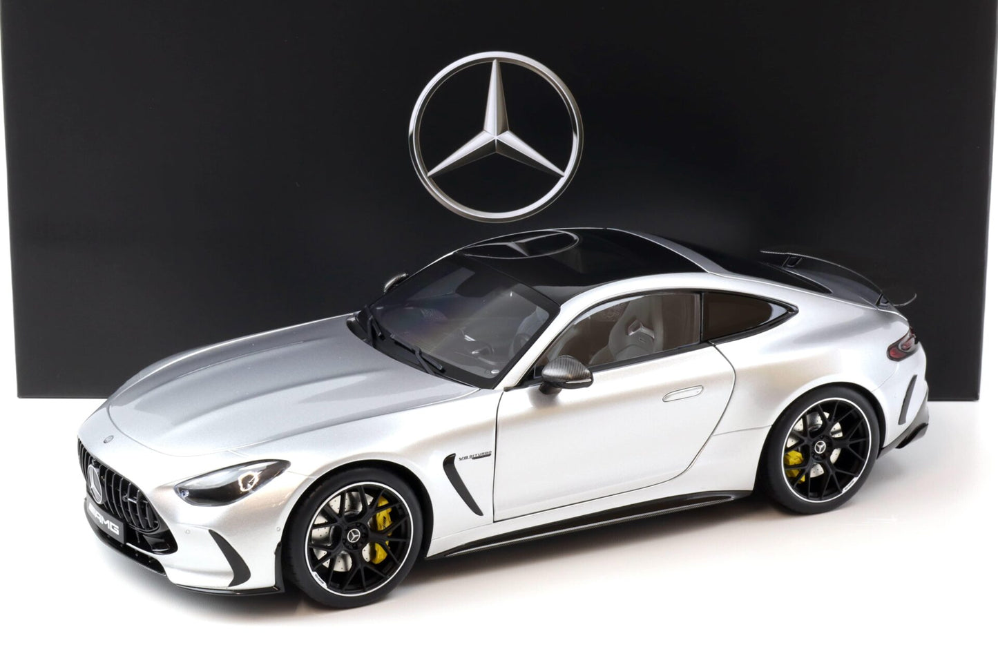 NZG Mercedes Benz AMG GT63 Coupe (C192) Hightech Silver 1:12 DEALER EDITION