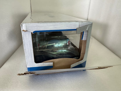 MCG 1978 Lincoln Continental Mark V Light Blue Metallic 1:18 *Defect*