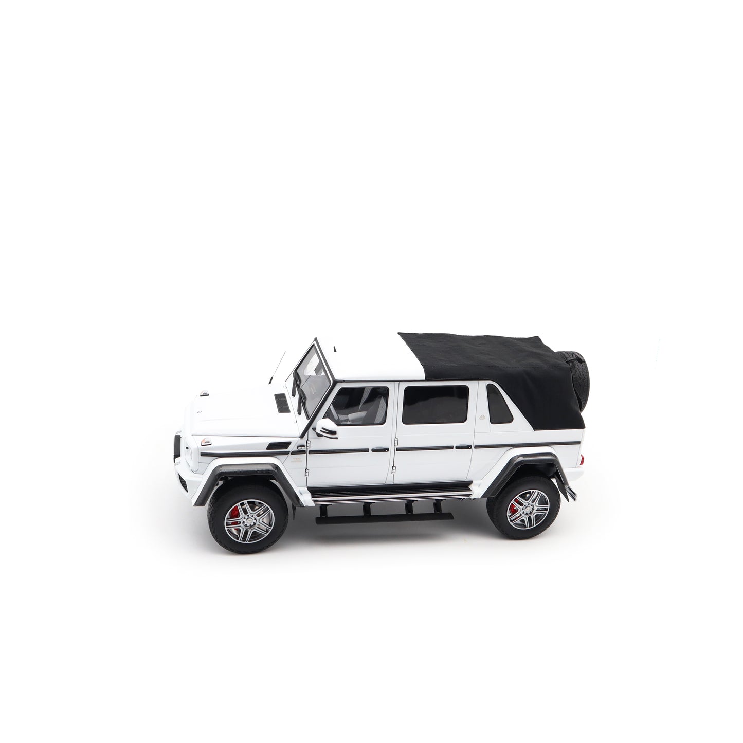Almost Real 2017 Mercedes Benz Maybach G650 G Class Landaulet W463 White 1:18