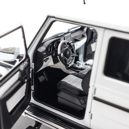 Almost Real 2017 Mercedes Benz Maybach G650 G Class Landaulet W463 White 1:18