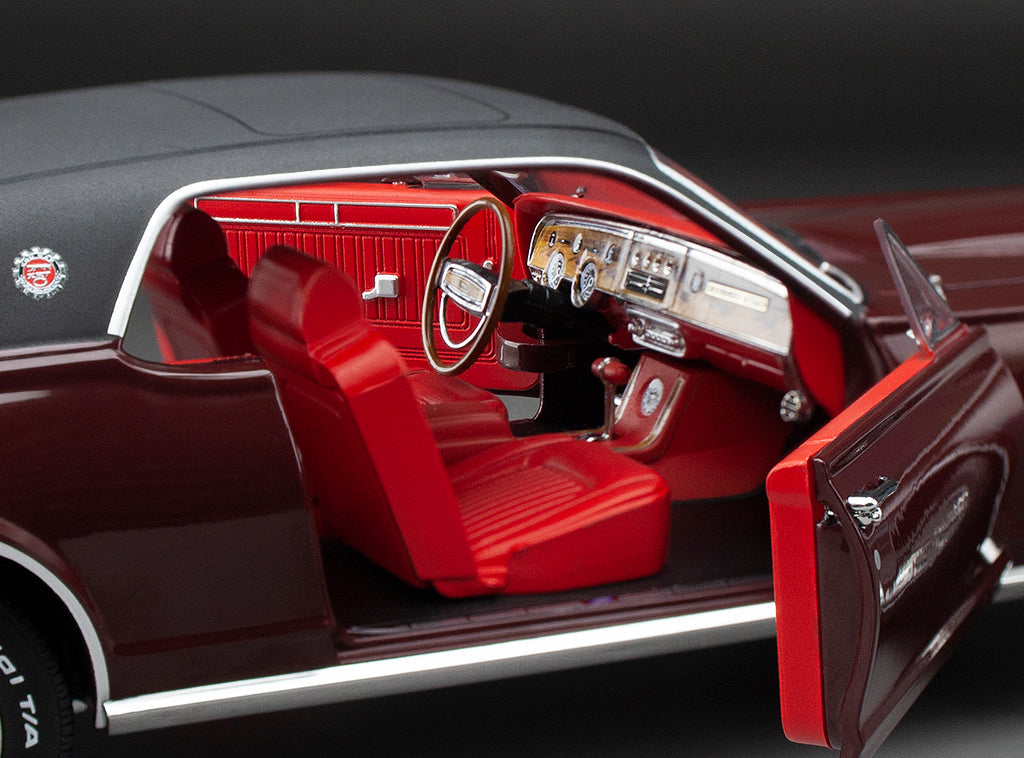 Sun-Star 1968 Mercury Cougar XR7G Coupe Cherry Red 1:18