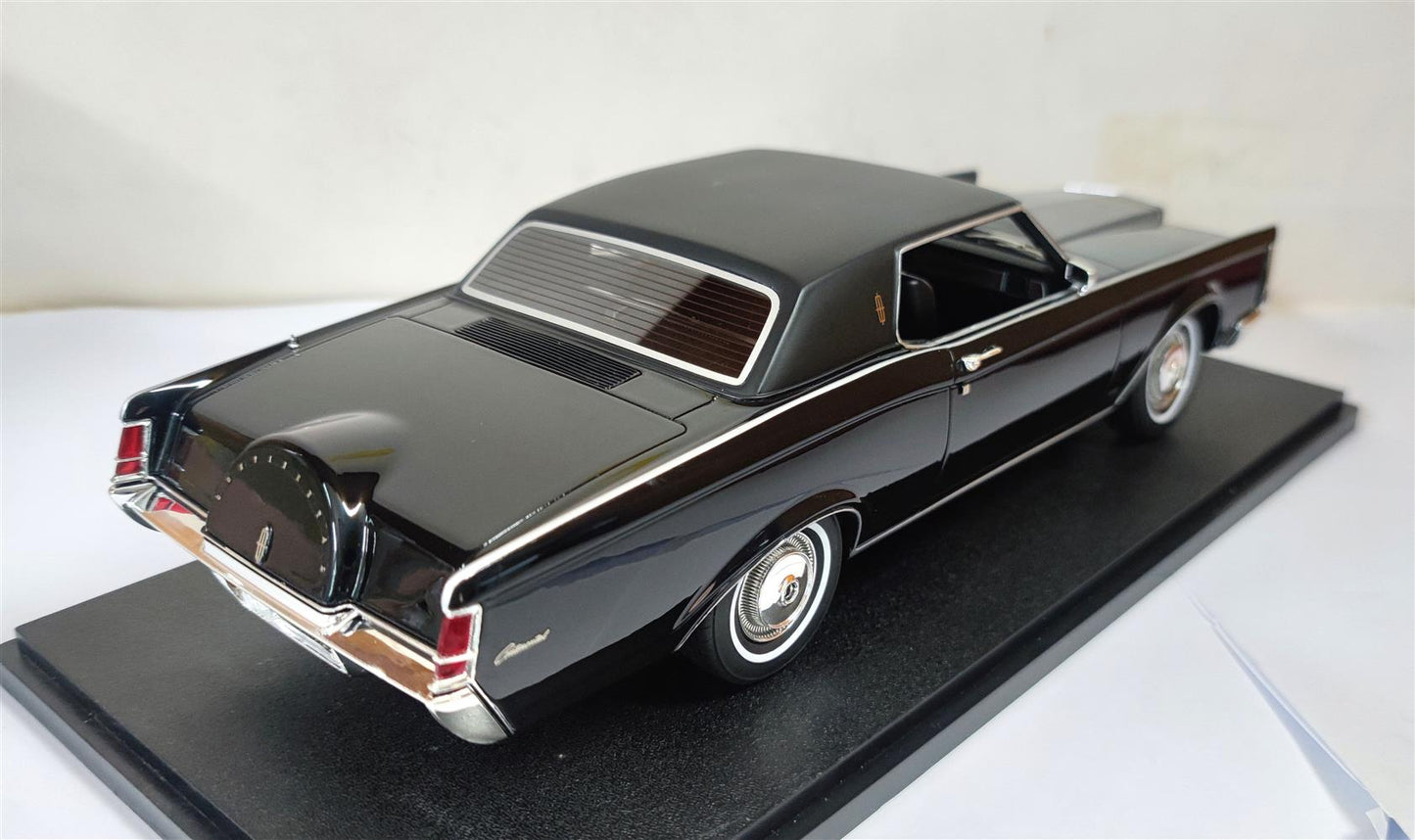 Cult-Scale 1971 Lincoln Continental Mark III Black 1:18