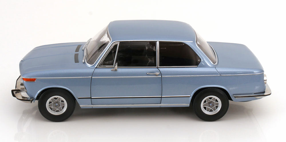 KK Scale 1971 BMW 2002 1 Series Light Blue Metallic 1:12