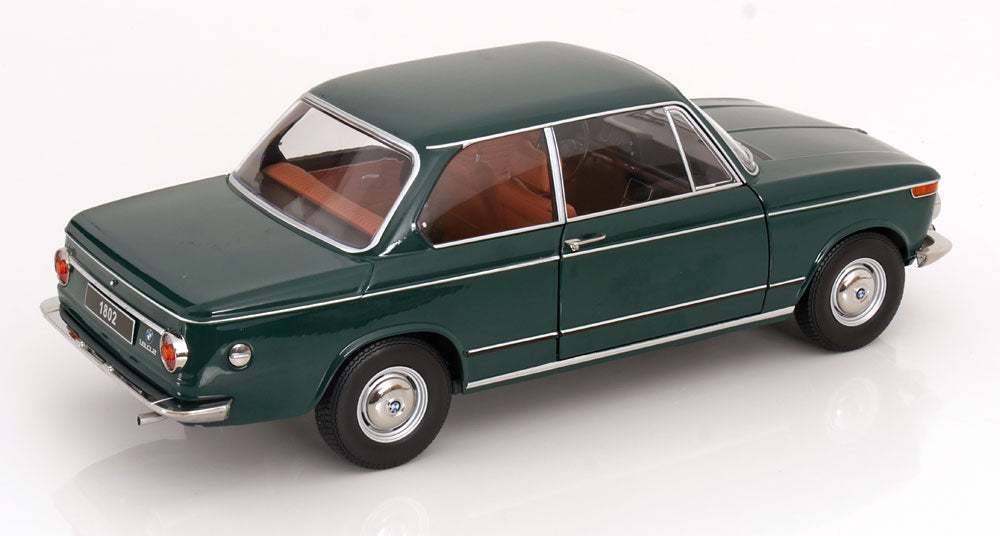 KK Scale 1967 BMW 1802 1 Series Green 1:12