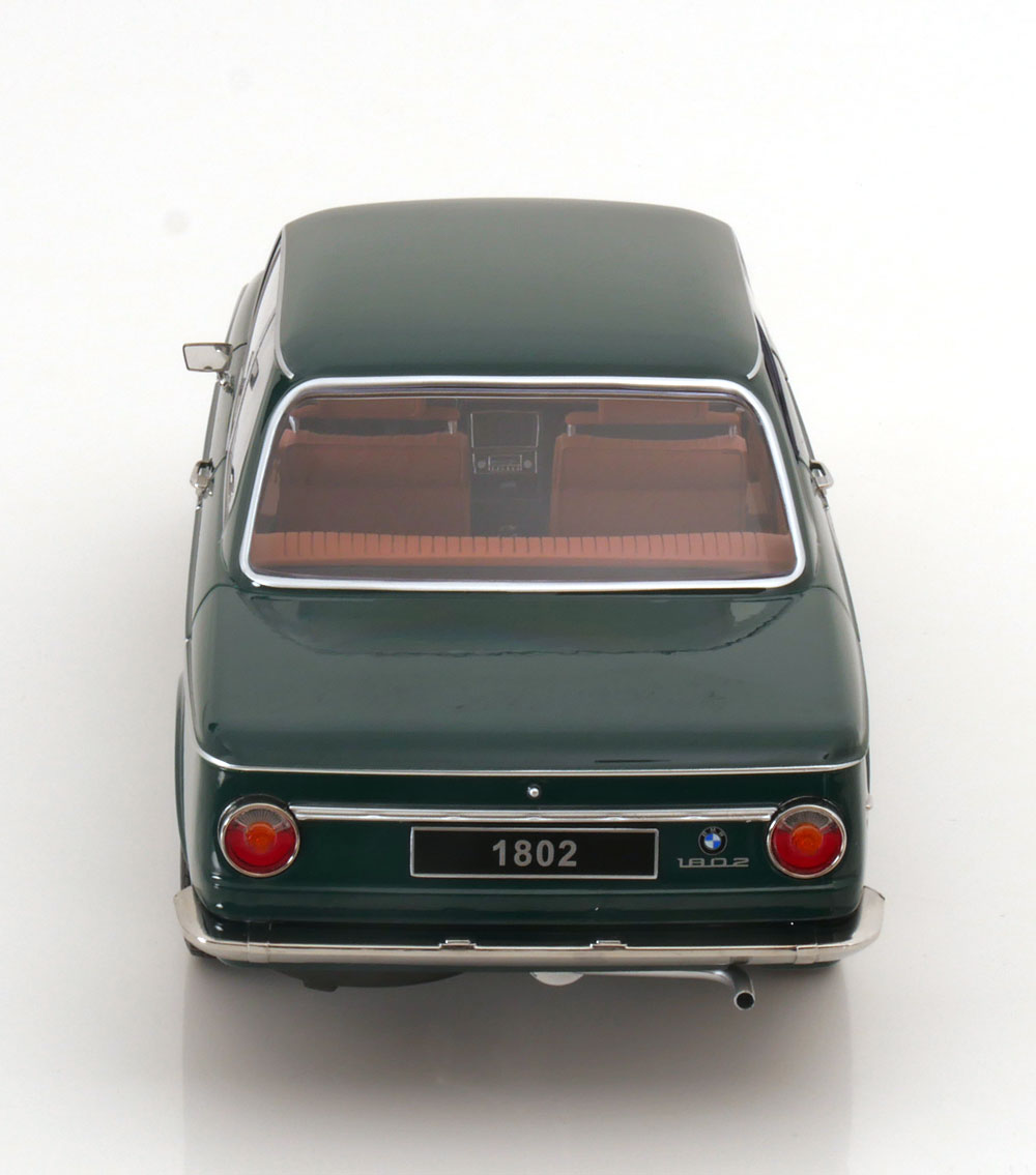 KK Scale 1967 BMW 1802 1 Series Green 1:12