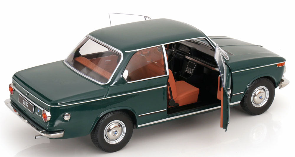KK Scale 1967 BMW 1802 1 Series Green 1:12