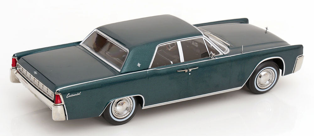 KK Scale 1963 Lincoln Continental Sedan "Matrix" Films Green Metallic 1:18