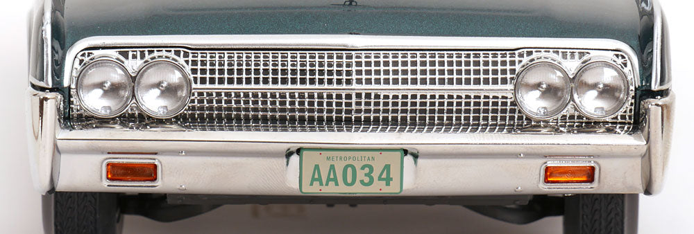 KK Scale 1963 Lincoln Continental Sedan "Matrix" Films Green Metallic 1:18