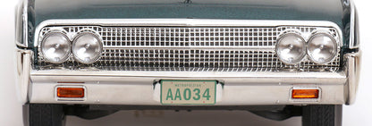 KK Scale 1963 Lincoln Continental Sedan "Matrix" Films Green Metallic 1:18