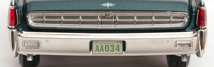 KK Scale 1963 Lincoln Continental Sedan "Matrix" Films Green Metallic 1:18