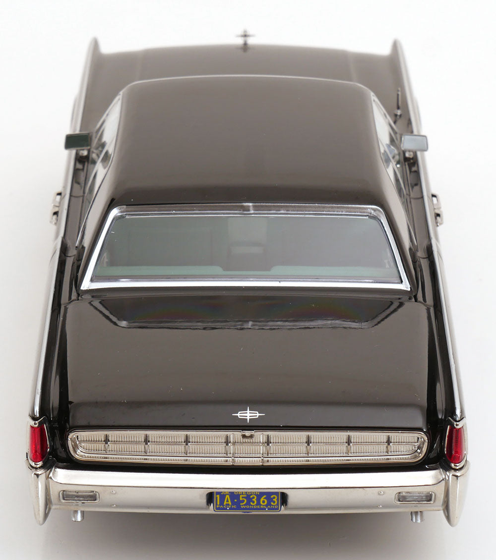 KK Scale 1963 Lincoln Continental Sedan Black 1:18