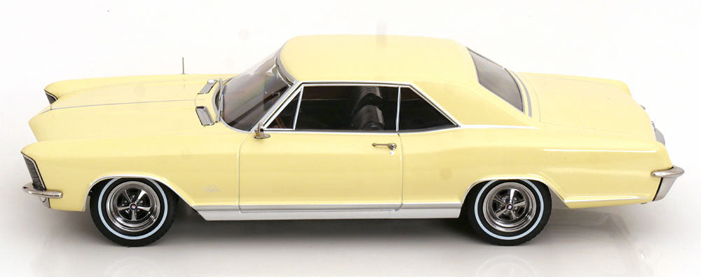 KK Scale 1965 Buick Riviera Cream (Pale Yellow) 1:18