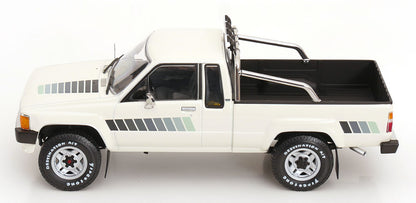 KK Scale 1985 Toyota Hilux Xtra Cab 4x4 Pickup Truck White 1:18