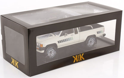 KK Scale 1985 Toyota Hilux Xtra Cab 4x4 Pickup Truck White 1:18