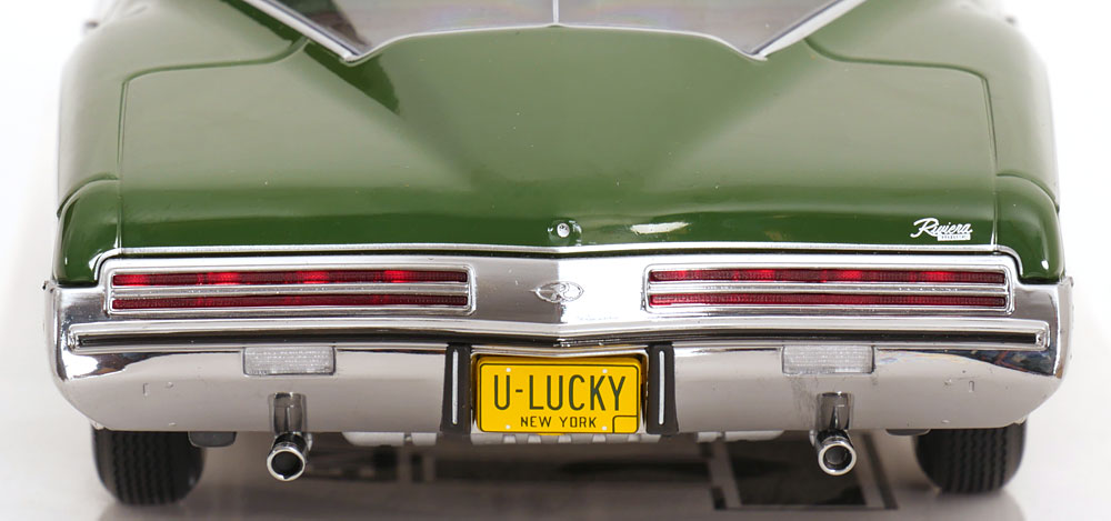 KK Scale 1973 Buick Riviera "X-Men Days of Future Past" Movie Green 1:18