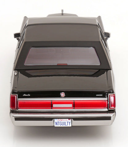 KK Scale 1985 Lincoln Town Car "The Lincoln Lawyer" Movie Black 1:18