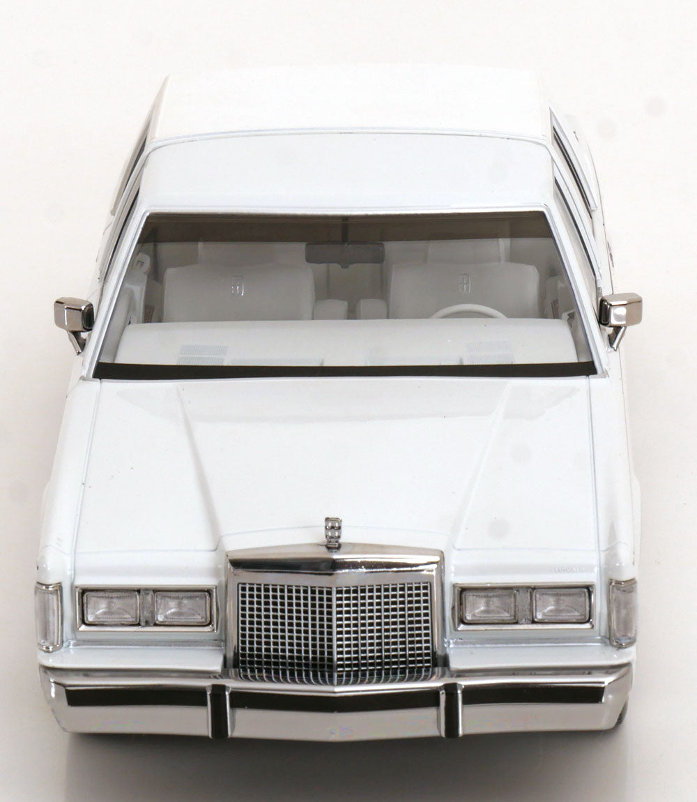 KK Scale 1985 Lincoln Town Car "Miami Vice" White 1:18