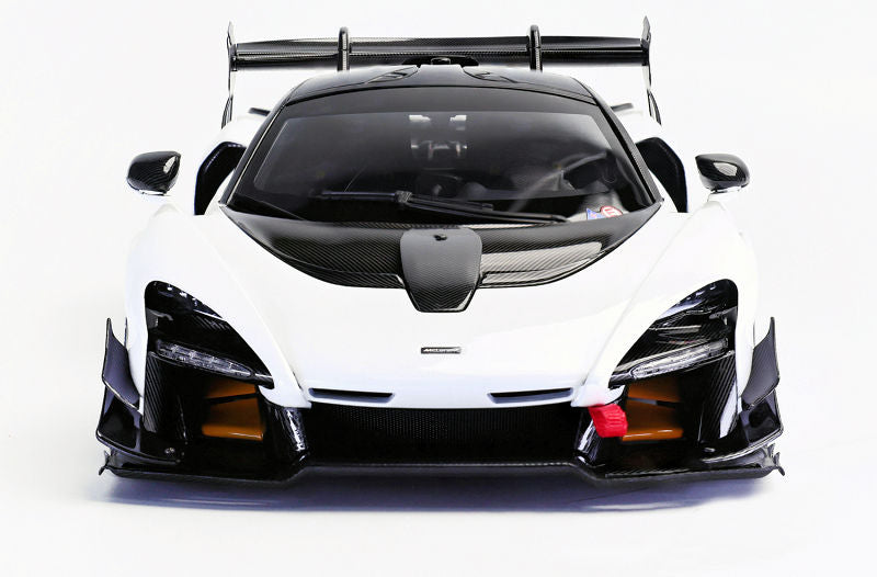 LCD Mclaren Senna GTR White 1:18