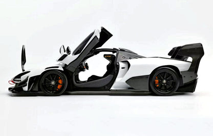 LCD Mclaren Senna GTR White 1:18