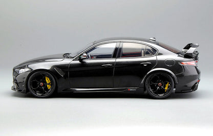 Motorhelix Alfa Romeo Giulia GTAm Full Carbon Fiber 1:18