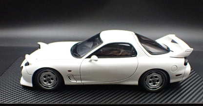 Ignition-Model Mazda RX-7 (FD3S) MazdaSpeed A-Spec White 1:18