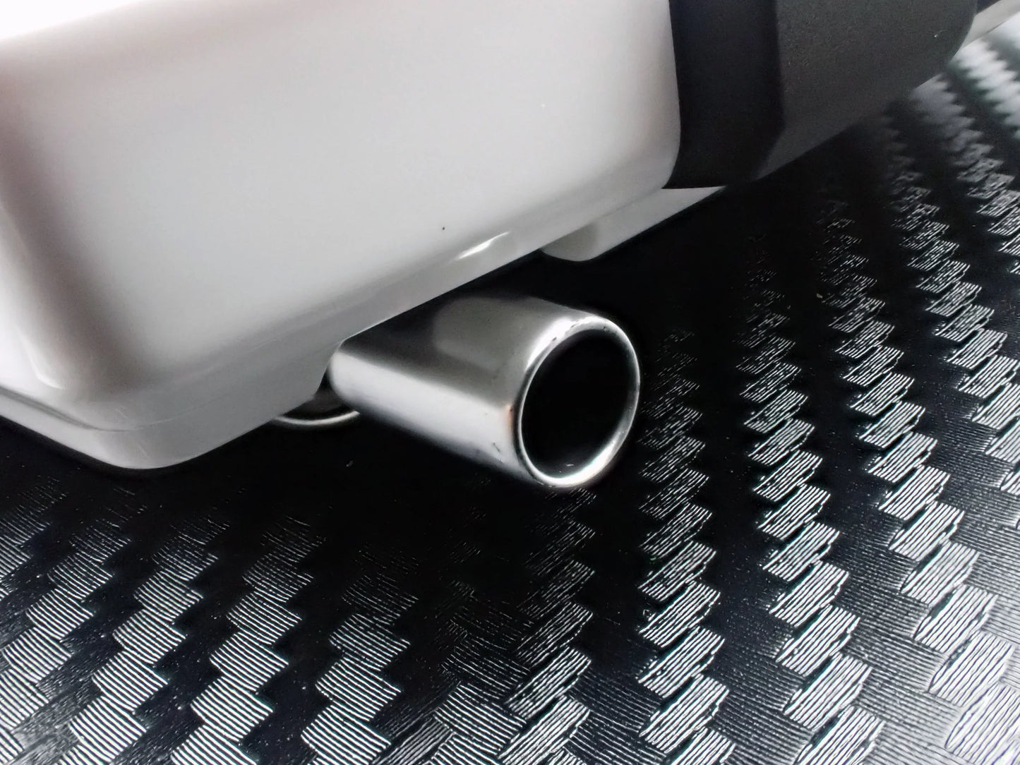 Ignition-Model Nissan Fairlady Z 300 ZR Z31 2-Seater RHD White 1:18