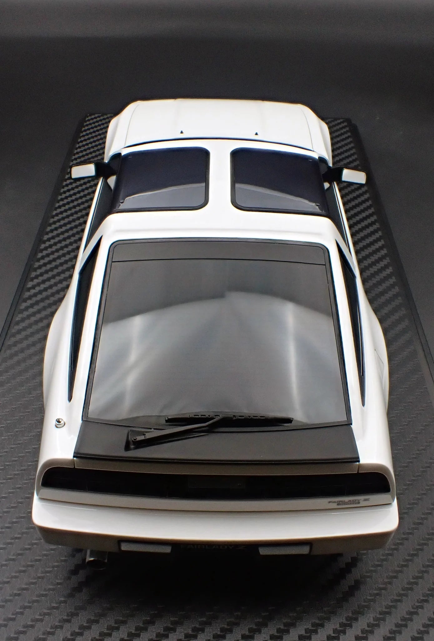 Ignition-Model Nissan Fairlady Z 300 ZR Z31 2-Seater RHD White 1:18