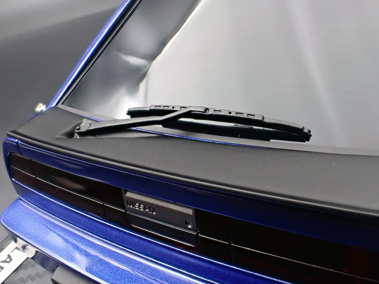 Ignition-Model Nissan Fairlady Z 300 ZR Z31 2-Seater RHD Blue Metallic 1:18