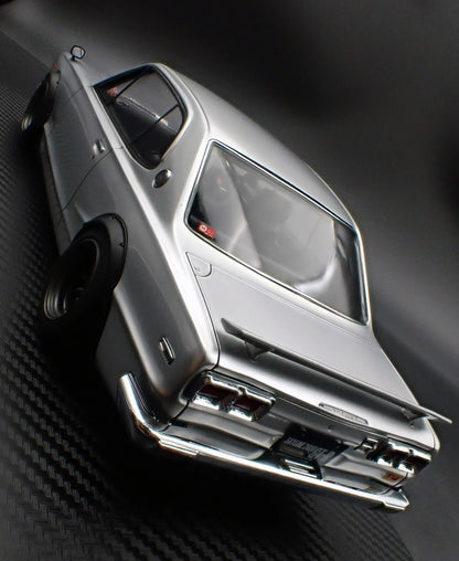 Ignition-Model Nissan Skyline 2000 GT-R (KPGC10) Silver 1:18