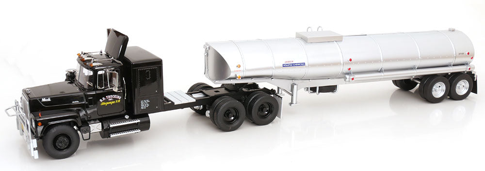 Road Kings Fruehauf Heil Tanker Trailer Silver 1:18
