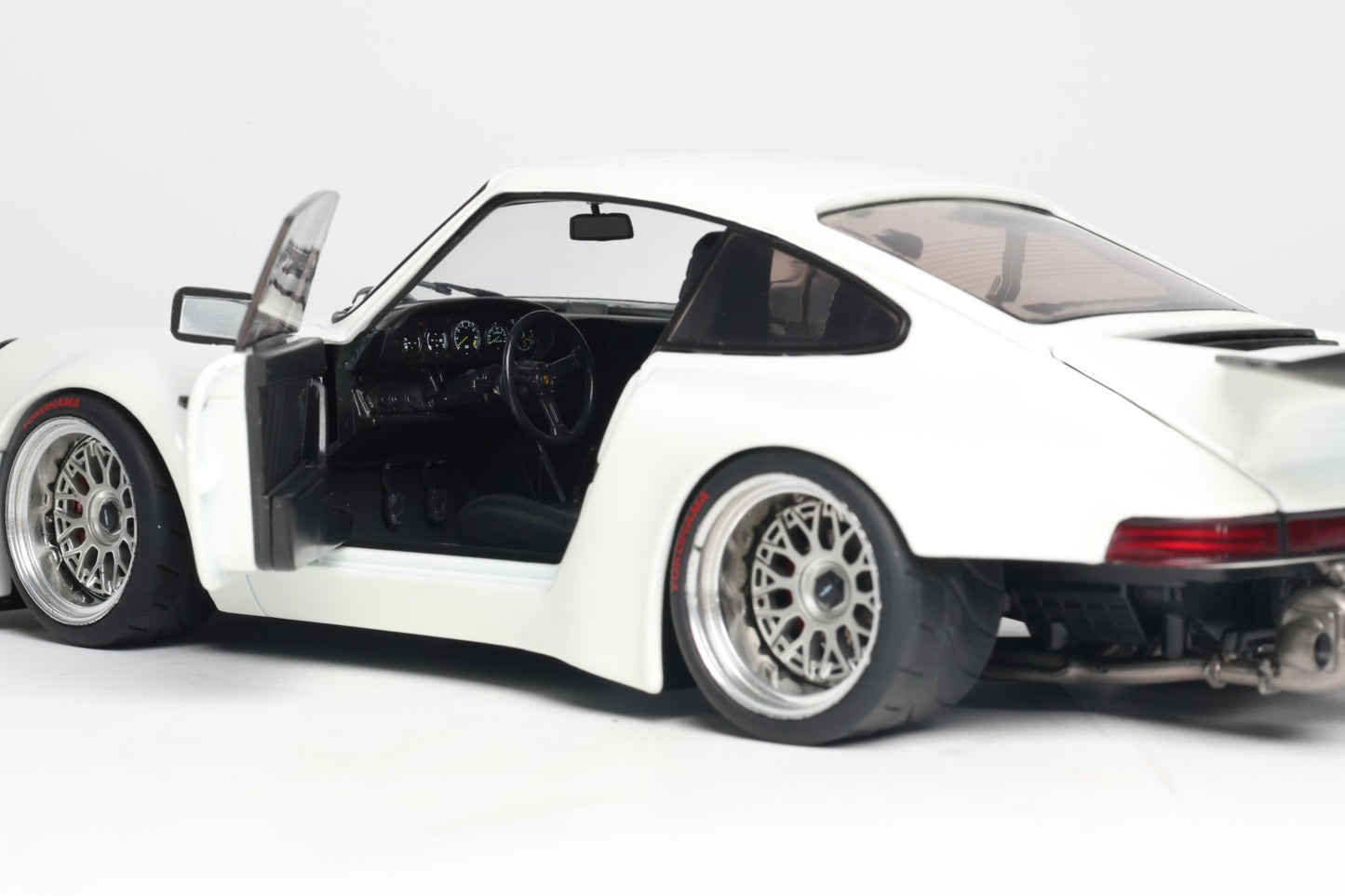 Solido 2026 Porsche 911 KS-R Khyzyl Saleem White 1:18