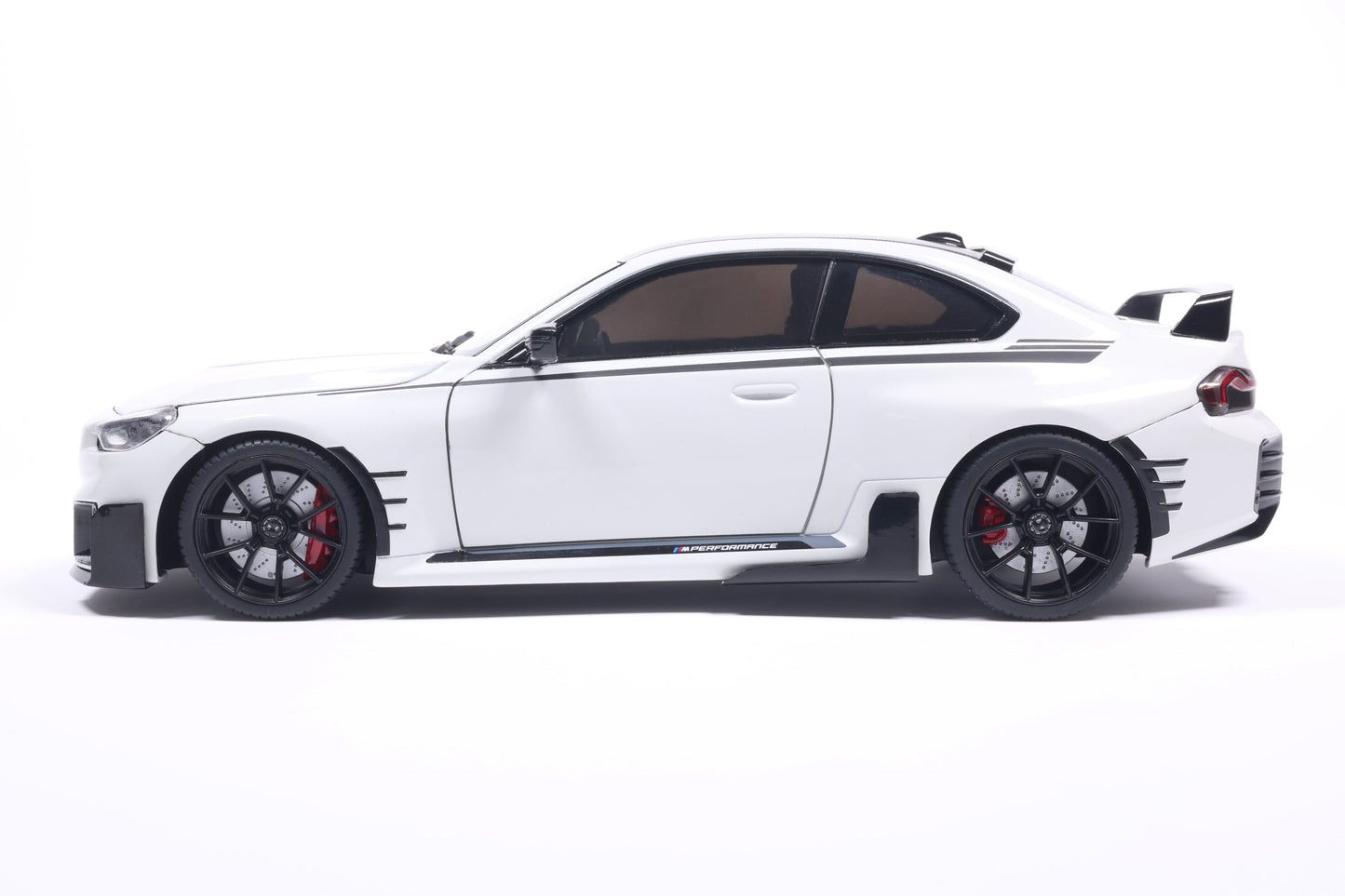 Solido 2025 BMW M2 M-Performance G87 Alpinweiss (Alpine White) 1:18