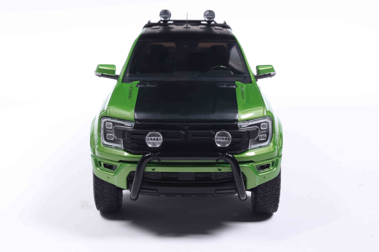 Solido 2024 Ford Ranger Raptor Crew Cab Pickup Truck Green Metallic 1:18