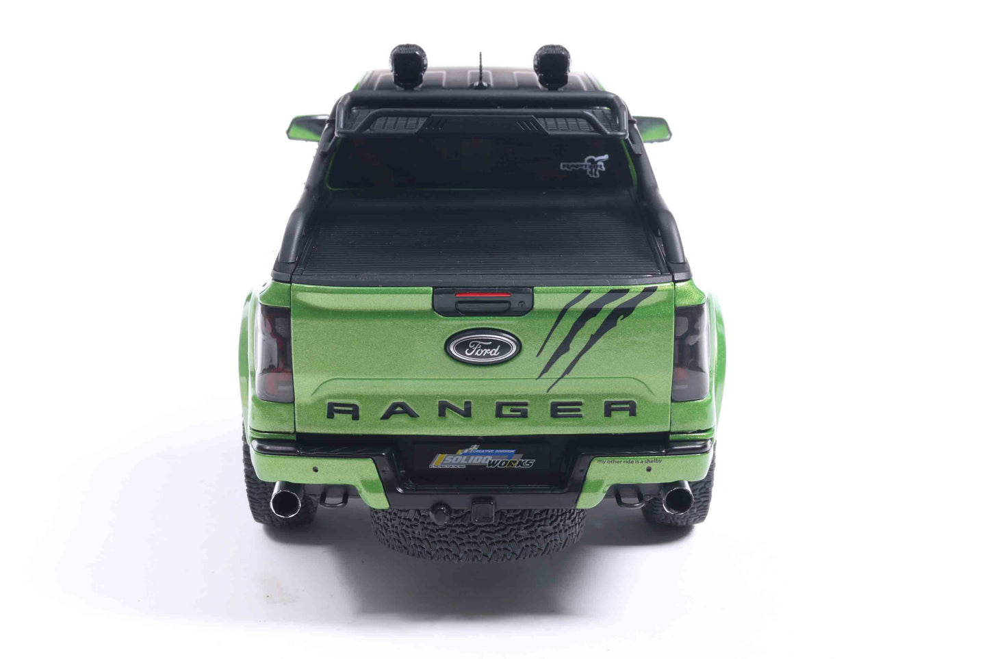 Solido 2024 Ford Ranger Raptor Crew Cab Pickup Truck Green Metallic 1:18