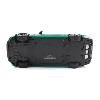 Solido 2025 BMW M5 (G90) Isle of Man Green Metallic 1:18